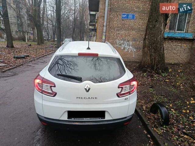 Белый Рено Меган, объемом двигателя 1.5 л и пробегом 296 тыс. км за 8000 $, фото 3 на Automoto.ua