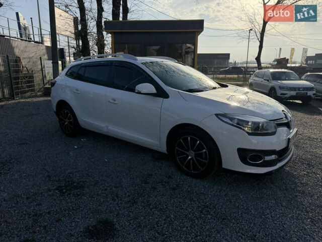 Белый Рено Меган, объемом двигателя 1.46 л и пробегом 178 тыс. км за 8550 $, фото 45 на Automoto.ua