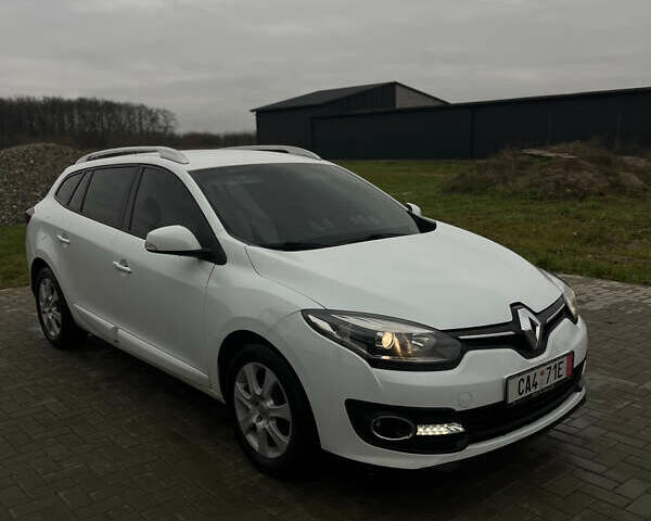 Белый Рено Меган, объемом двигателя 1.5 л и пробегом 297 тыс. км за 6690 $, фото 5 на Automoto.ua