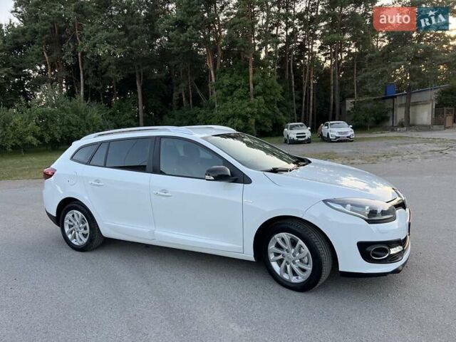 Белый Рено Меган, объемом двигателя 1.5 л и пробегом 196 тыс. км за 8900 $, фото 13 на Automoto.ua