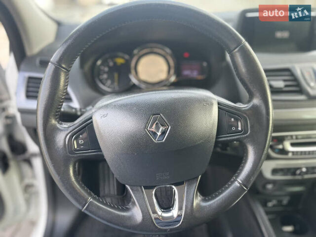 Білий Рено Меган, об'ємом двигуна 1.5 л та пробігом 225 тис. км за 9700 $, фото 19 на Automoto.ua