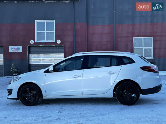 Белый Рено Меган, объемом двигателя 1.5 л и пробегом 261 тыс. км за 7999 $, фото 6 на Automoto.ua