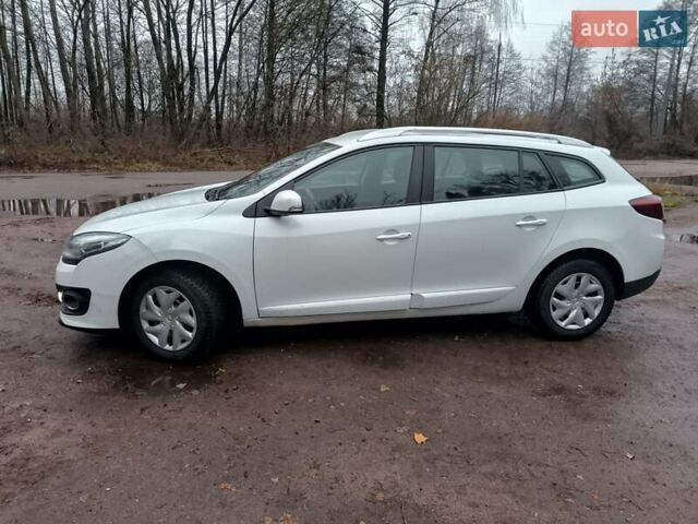 Белый Рено Меган, объемом двигателя 1.46 л и пробегом 279 тыс. км за 7800 $, фото 5 на Automoto.ua