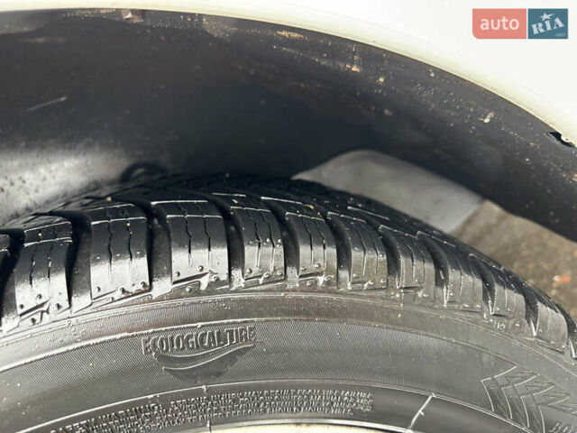 Белый Рено Меган, объемом двигателя 1.5 л и пробегом 242 тыс. км за 8700 $, фото 25 на Automoto.ua