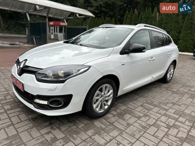 Белый Рено Меган, объемом двигателя 1.5 л и пробегом 196 тыс. км за 9000 $, фото 2 на Automoto.ua