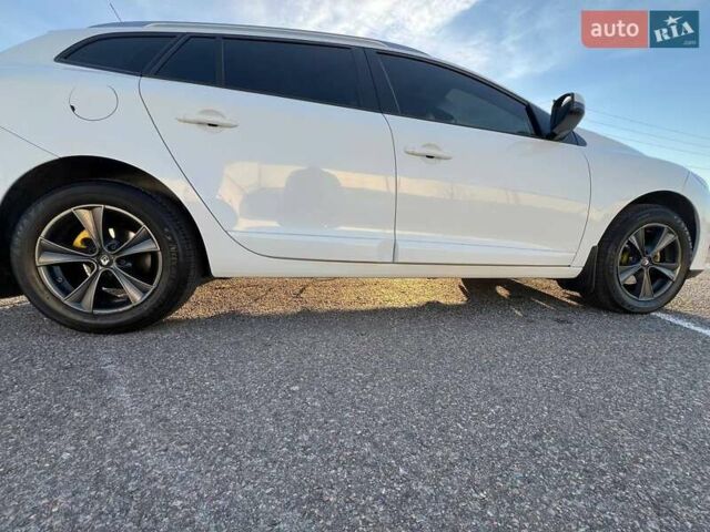 Білий Рено Меган, об'ємом двигуна 1.46 л та пробігом 272 тис. км за 7800 $, фото 14 на Automoto.ua