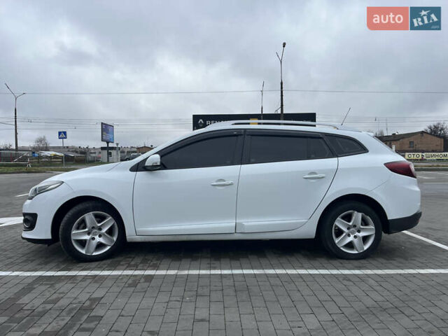 Белый Рено Меган, объемом двигателя 1.46 л и пробегом 330 тыс. км за 8500 $, фото 3 на Automoto.ua