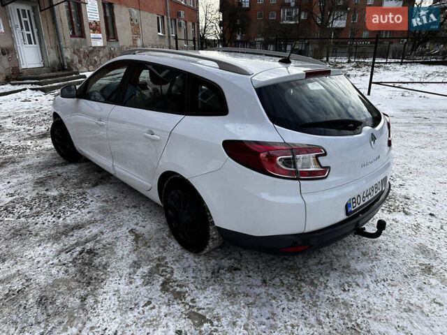 Білий Рено Меган, об'ємом двигуна 1.46 л та пробігом 270 тис. км за 7950 $, фото 5 на Automoto.ua