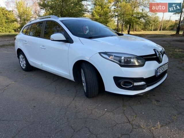 Белый Рено Меган, объемом двигателя 1.46 л и пробегом 285 тыс. км за 6900 $, фото 6 на Automoto.ua