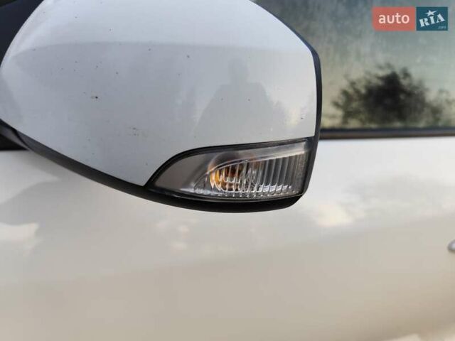 Білий Рено Меган, об'ємом двигуна 1.5 л та пробігом 165 тис. км за 8150 $, фото 16 на Automoto.ua
