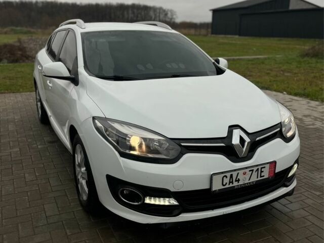 Белый Рено Меган, объемом двигателя 0 л и пробегом 297 тыс. км за 6790 $, фото 4 на Automoto.ua