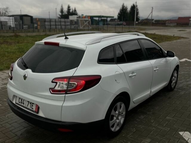 Белый Рено Меган, объемом двигателя 0 л и пробегом 297 тыс. км за 6790 $, фото 6 на Automoto.ua