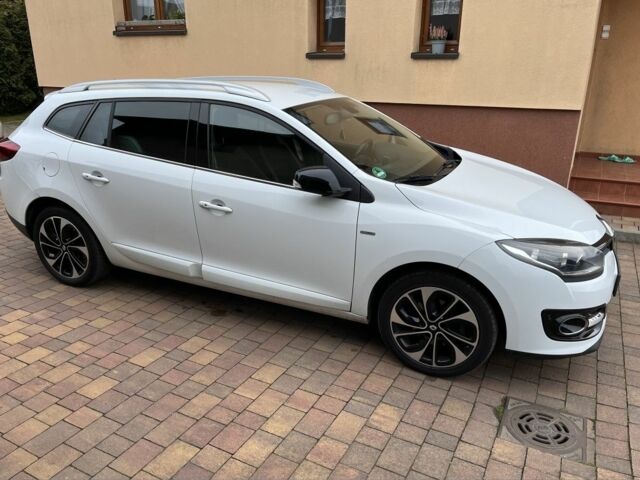 Белый Рено Меган, объемом двигателя 1.6 л и пробегом 167 тыс. км за 2600 $, фото 4 на Automoto.ua