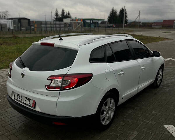 Белый Рено Меган, объемом двигателя 1.5 л и пробегом 297 тыс. км за 6690 $, фото 6 на Automoto.ua