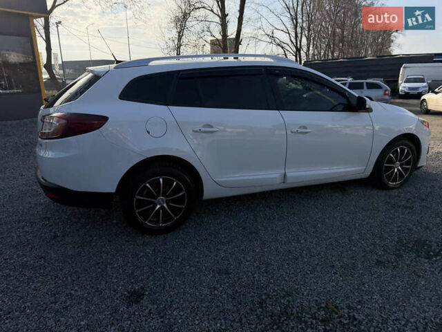 Белый Рено Меган, объемом двигателя 1.46 л и пробегом 178 тыс. км за 8550 $, фото 37 на Automoto.ua