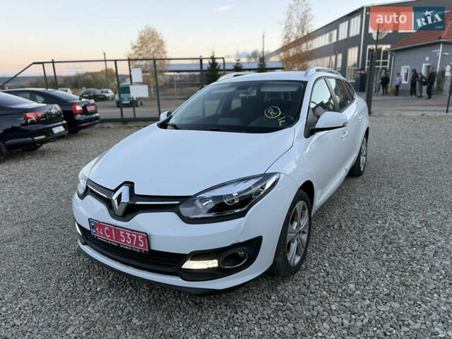 Белый Рено Меган, объемом двигателя 1.5 л и пробегом 245 тыс. км за 8250 $, фото 1 на Automoto.ua
