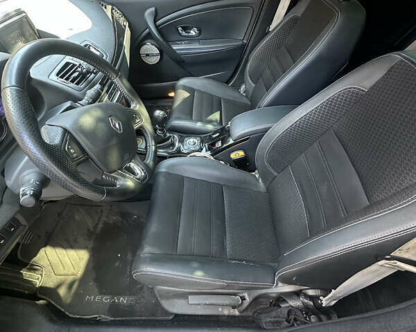 Белый Рено Меган, объемом двигателя 1.6 л и пробегом 185 тыс. км за 8300 $, фото 10 на Automoto.ua