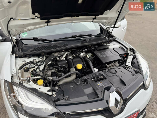 Белый Рено Меган, объемом двигателя 1.5 л и пробегом 225 тыс. км за 9850 $, фото 41 на Automoto.ua