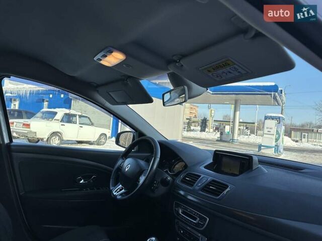 Білий Рено Меган, об'ємом двигуна 1.5 л та пробігом 316 тис. км за 8500 $, фото 64 на Automoto.ua