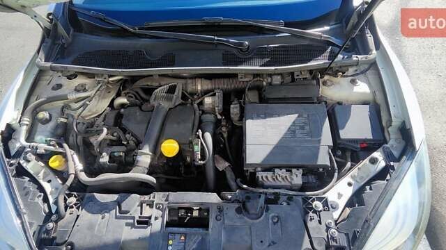 Рено Меган 2014 в Киеве на Automoto.ua Белый Рено Меган, объемом двигателя 1.5 л и пробегом 257 тыс. км за 8500 $, фото 13 на Automoto.ua