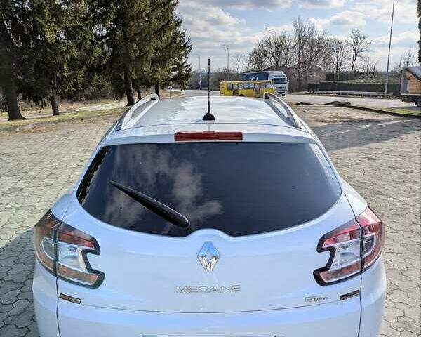 Білий Рено Меган, об'ємом двигуна 1.6 л та пробігом 247 тис. км за 8900 $, фото 9 на Automoto.ua