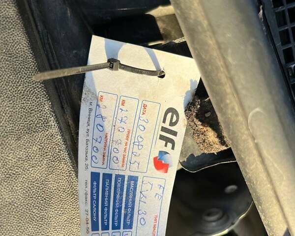 Білий Рено Меган, об'ємом двигуна 1.46 л та пробігом 272 тис. км за 7800 $, фото 54 на Automoto.ua