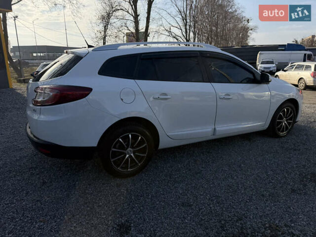 Белый Рено Меган, объемом двигателя 1.46 л и пробегом 178 тыс. км за 8550 $, фото 36 на Automoto.ua