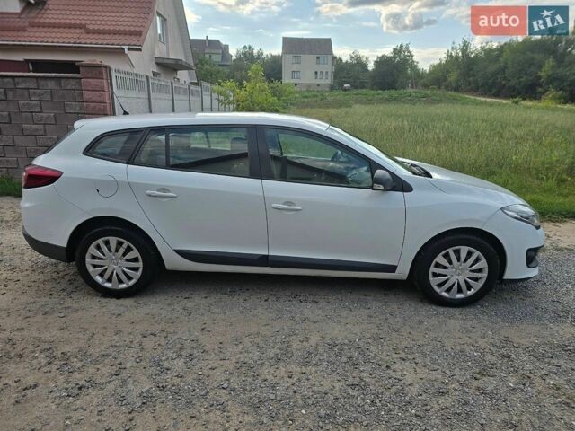 Білий Рено Меган, об'ємом двигуна 1.46 л та пробігом 232 тис. км за 7800 $, фото 6 на Automoto.ua