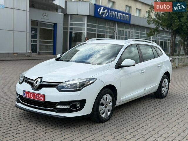 Белый Рено Меган, объемом двигателя 1.5 л и пробегом 225 тыс. км за 7850 $, фото 3 на Automoto.ua