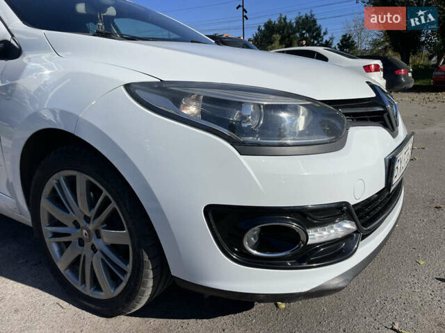 Білий Рено Меган, об'ємом двигуна 1.46 л та пробігом 237 тис. км за 8300 $, фото 8 на Automoto.ua