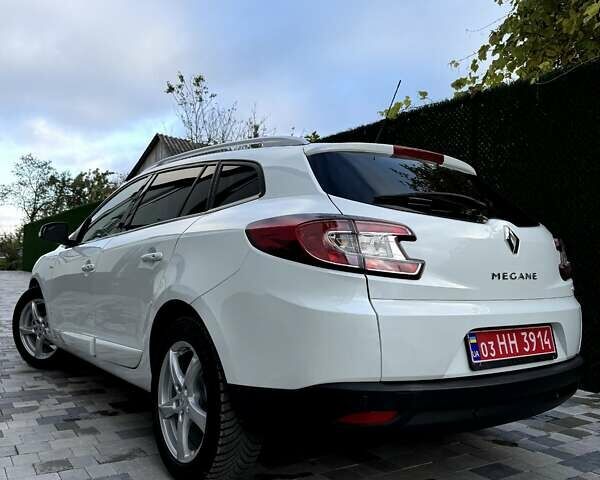 Белый Рено Меган, объемом двигателя 1.5 л и пробегом 192 тыс. км за 10750 $, фото 7 на Automoto.ua