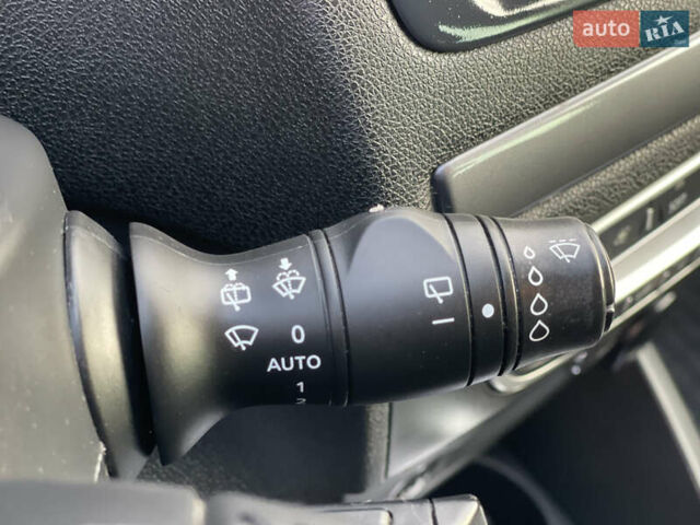 Білий Рено Меган, об'ємом двигуна 1.5 л та пробігом 225 тис. км за 9700 $, фото 22 на Automoto.ua