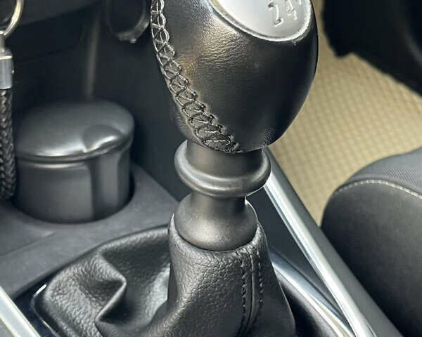 Белый Рено Меган, объемом двигателя 1.46 л и пробегом 272 тыс. км за 8700 $, фото 13 на Automoto.ua