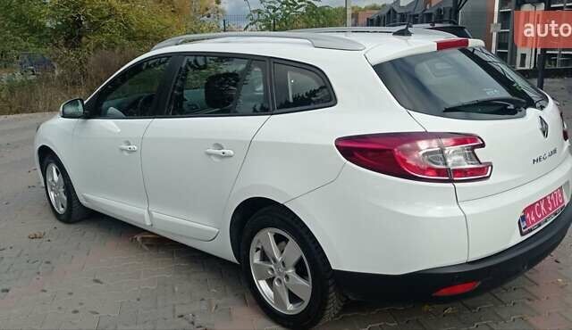 Рено Меган 2014 в Виннице на Automoto.ua Белый Рено Меган, объемом двигателя 1.5 л и пробегом 202 тыс. км за 10600 $, фото 8 на Automoto.ua