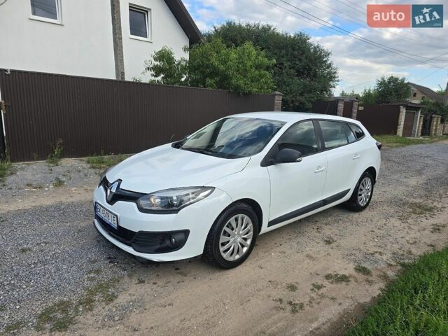 Білий Рено Меган, об'ємом двигуна 1.46 л та пробігом 232 тис. км за 7800 $, фото 1 на Automoto.ua