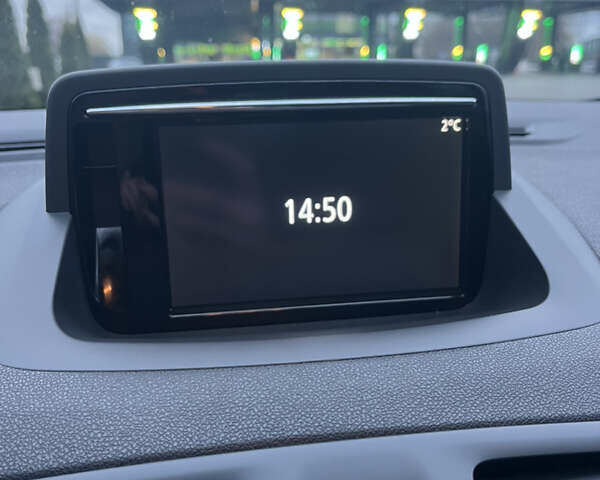 Белый Рено Меган, объемом двигателя 1.5 л и пробегом 223 тыс. км за 9900 $, фото 9 на Automoto.ua