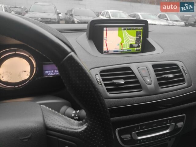 Білий Рено Меган, об'ємом двигуна 1.6 л та пробігом 281 тис. км за 8300 $, фото 14 на Automoto.ua