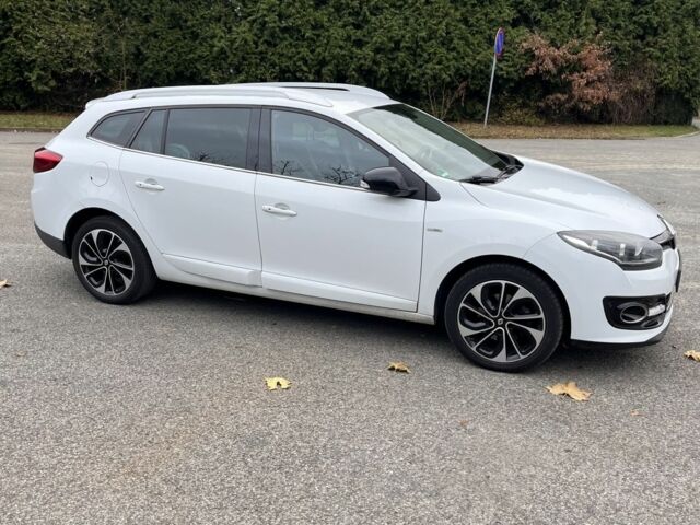 Белый Рено Меган, объемом двигателя 1.6 л и пробегом 167 тыс. км за 2600 $, фото 2 на Automoto.ua