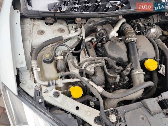 Білий Рено Меган, об'ємом двигуна 1.46 л та пробігом 331 тис. км за 8500 $, фото 30 на Automoto.ua