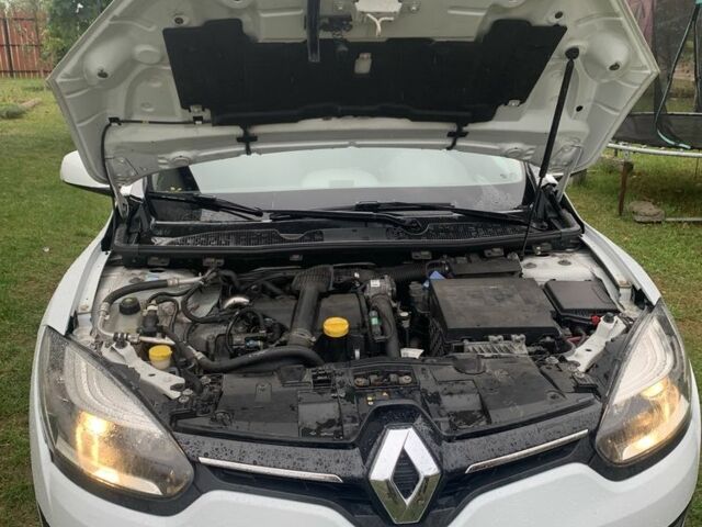 Білий Рено Меган, об'ємом двигуна 1.5 л та пробігом 226 тис. км за 7900 $, фото 17 на Automoto.ua