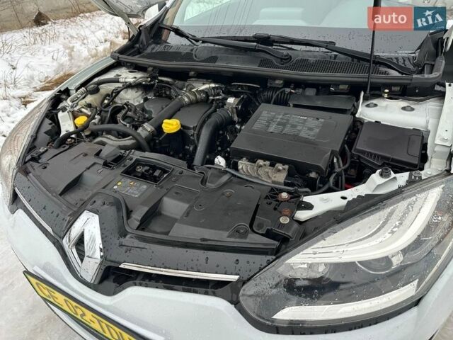 Белый Рено Меган, объемом двигателя 1.5 л и пробегом 192 тыс. км за 8490 $, фото 40 на Automoto.ua