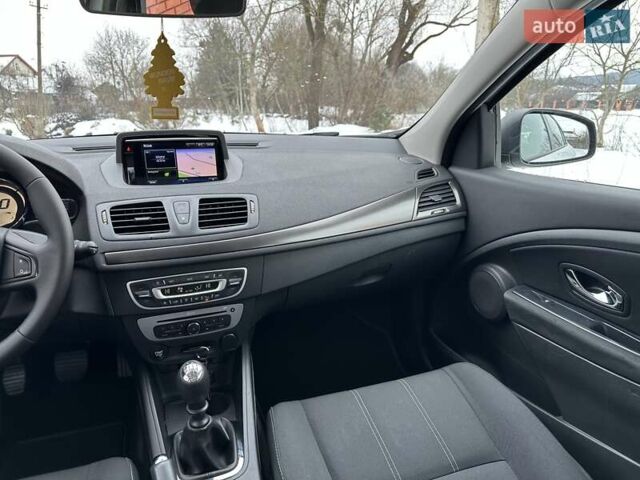 Білий Рено Меган, об'ємом двигуна 1.5 л та пробігом 192 тис. км за 8650 $, фото 31 на Automoto.ua