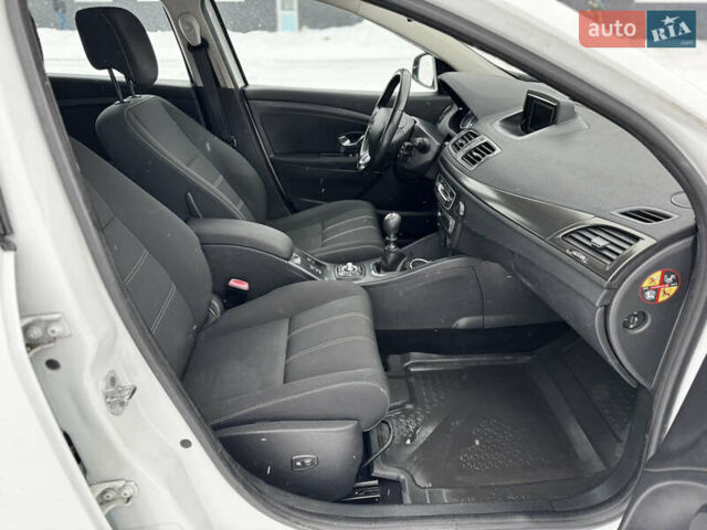 Білий Рено Меган, об'ємом двигуна 1.5 л та пробігом 260 тис. км за 8450 $, фото 30 на Automoto.ua
