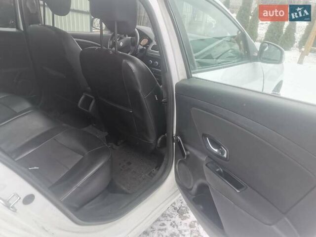 Белый Рено Меган, объемом двигателя 1.5 л и пробегом 262 тыс. км за 5500 $, фото 11 на Automoto.ua