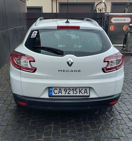 Белый Рено Меган, объемом двигателя 1.5 л и пробегом 269 тыс. км за 8600 $, фото 2 на Automoto.ua