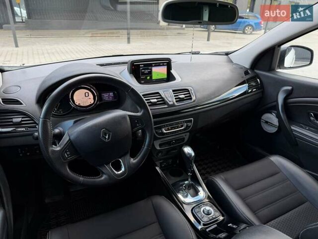 Белый Рено Меган, объемом двигателя 1.5 л и пробегом 192 тыс. км за 10750 $, фото 13 на Automoto.ua