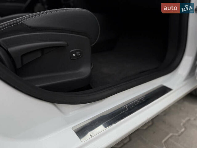 Белый Рено Меган, объемом двигателя 1.6 л и пробегом 172 тыс. км за 10200 $, фото 34 на Automoto.ua