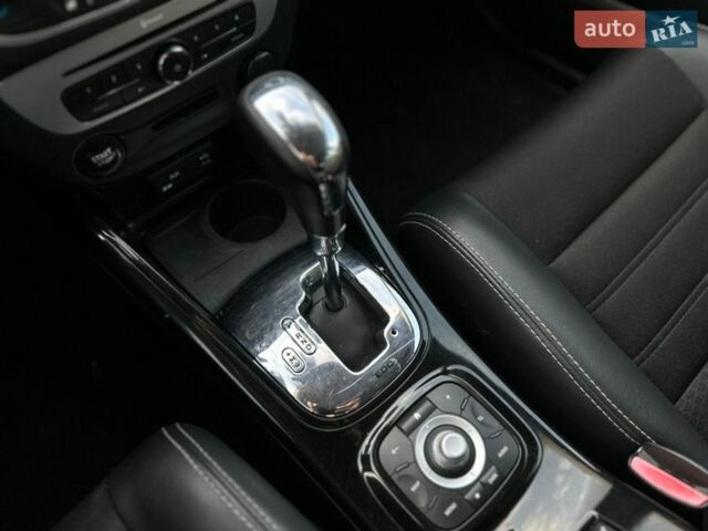 Белый Рено Меган, объемом двигателя 1.46 л и пробегом 236 тыс. км за 7900 $, фото 32 на Automoto.ua