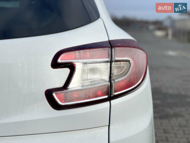 Білий Рено Меган, об'ємом двигуна 1.5 л та пробігом 225 тис. км за 9700 $, фото 15 на Automoto.ua
