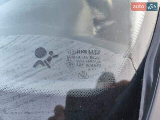 Білий Рено Меган, об'ємом двигуна 1.5 л та пробігом 165 тис. км за 8150 $, фото 19 на Automoto.ua